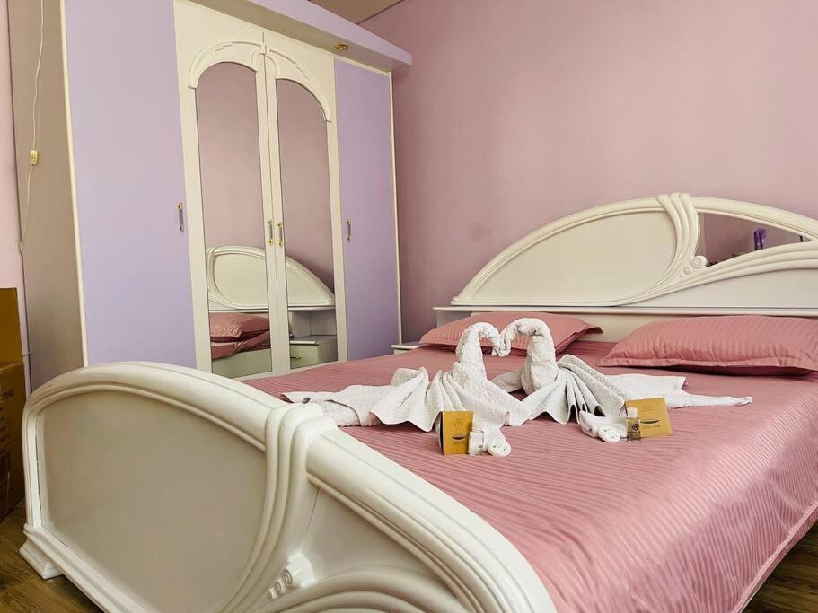 Lavender Luxury Apartment Oradea Exteriér fotografie